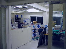 雑然とした職員室