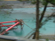 æµå¤±ã—ãŸãƒˆãƒ©ã‚¹æ©‹